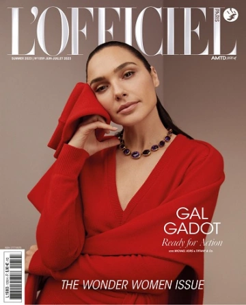 L’Officiel Paris N°1059 – Juin-Juillet 2023 [Magazines]